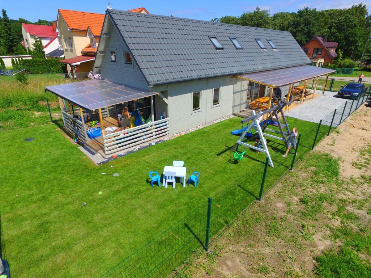 Kapitanskie Domki Trzesacz Exterior photo